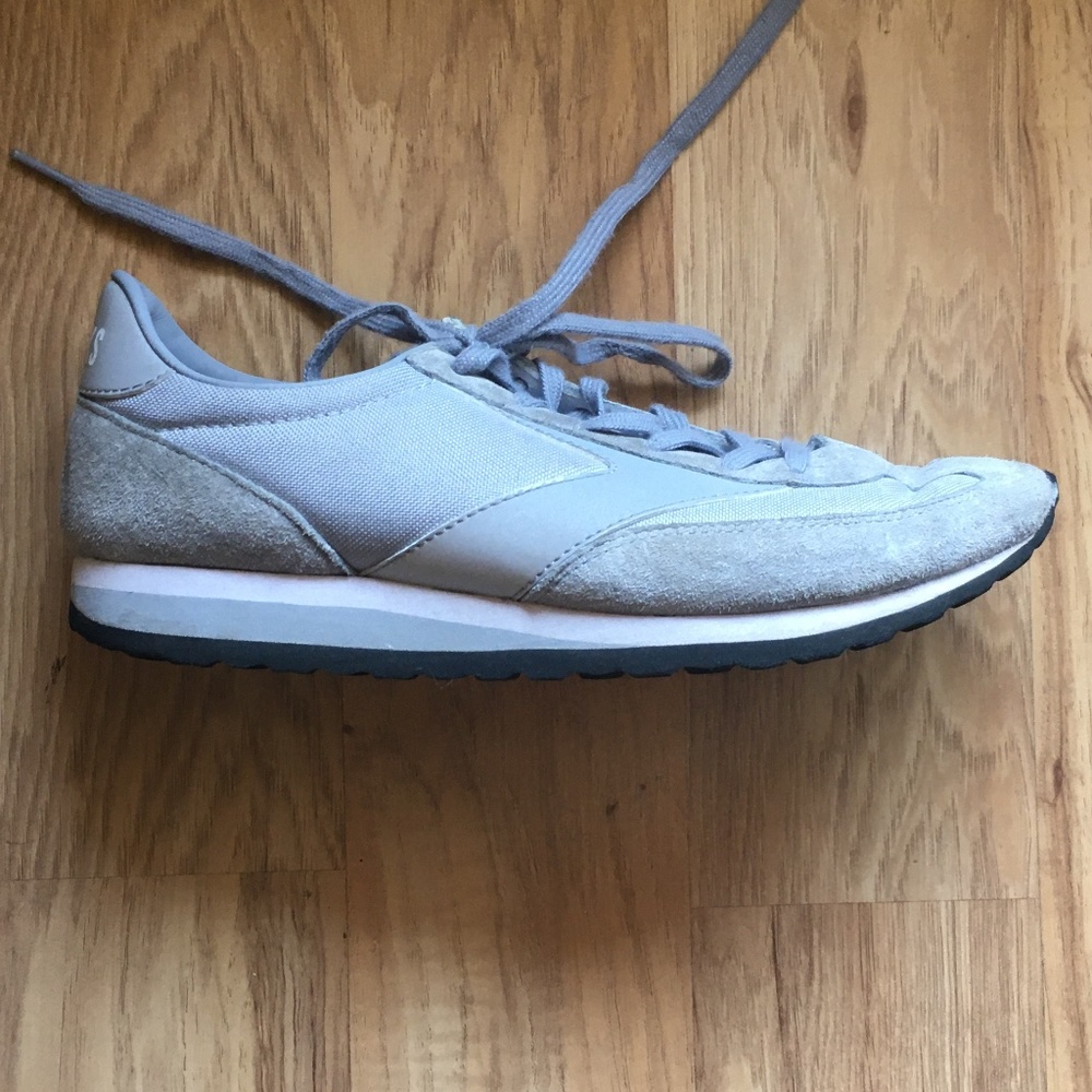 Brooks Casual Sneaker